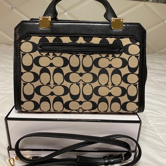 *Rare Find* Coach Madison Print Lexington - Picture 2 of 9